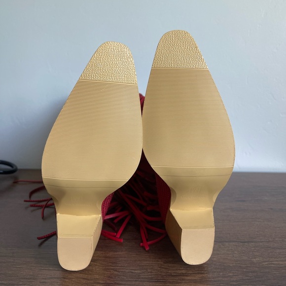 Red Fringe Western Boots - Picture 5 of 6